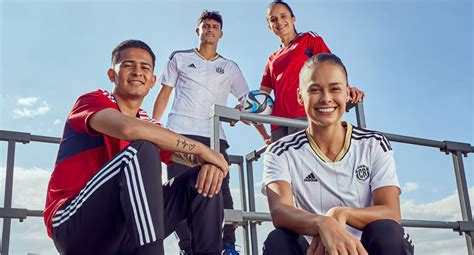 malabia y costa rica adidas